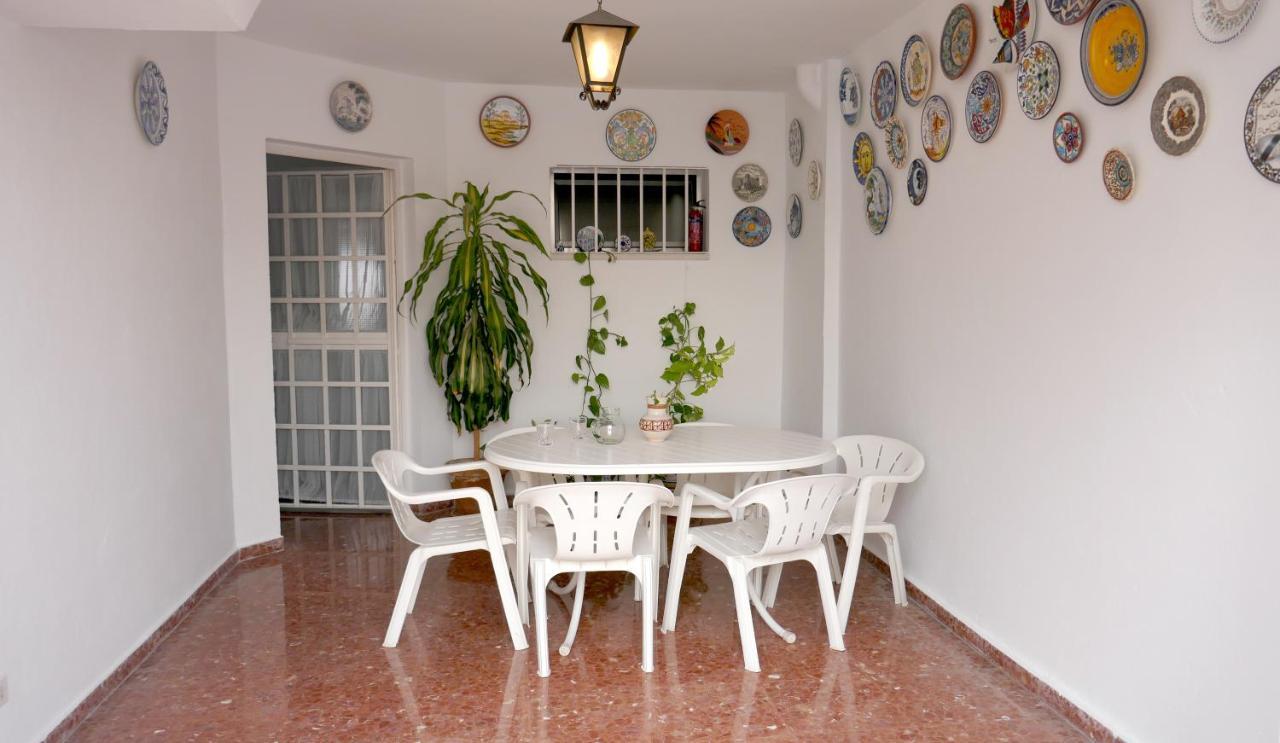 Vakantiehuis Casa Soleada En Calle Tranquila Sevilla