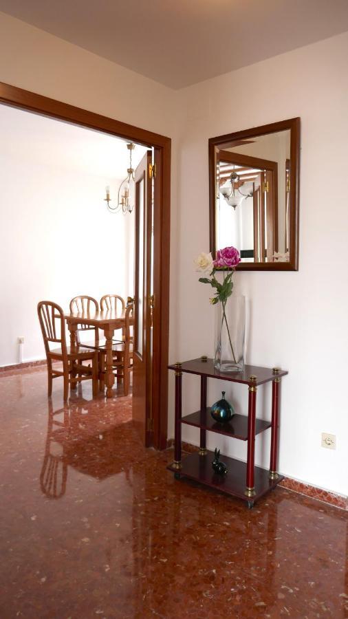 Vakantiehuis Casa Soleada En Calle Tranquila Sevilla