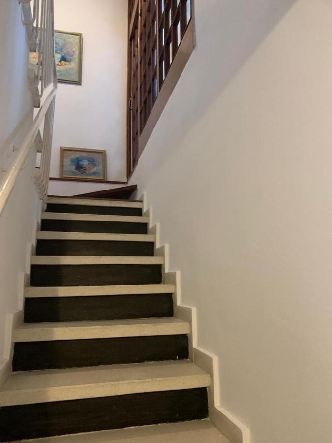 Casa Soleada En Calle Tranquila Hébergement de vacances *
