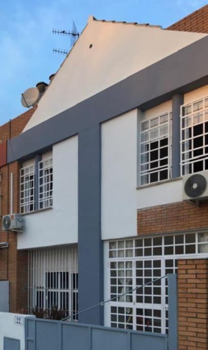 Casa Soleada En Calle Tranquila * Séville